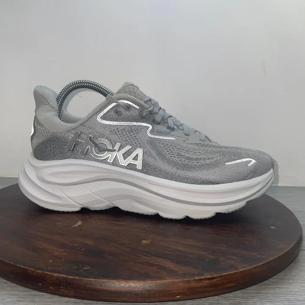 Hoka One One hoka one